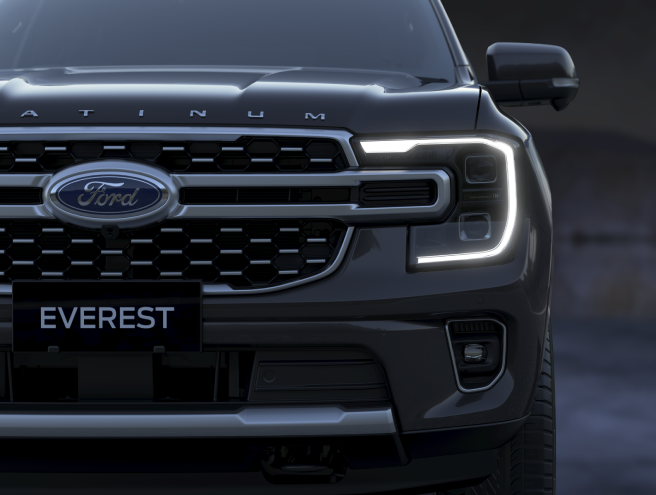 Ngoại thất mang đậm chất DNA Ford