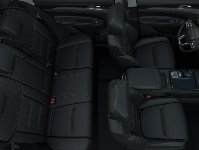 Nội thất rộng rãi, thoải mái