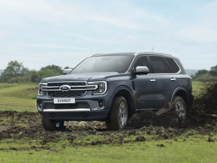 Khả năng Off-road hai cầu chủ động