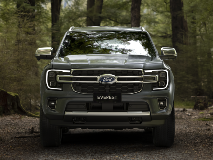 Mạnh mẽ hơn và Rộng rãi hơn