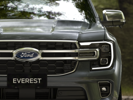 Cụm đèn pha hình chữ C