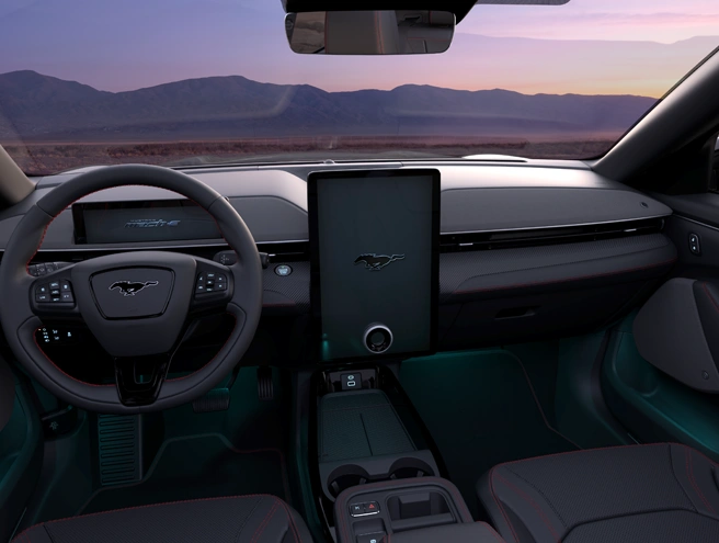 Hoàn thiện và vật liệu sang trọng